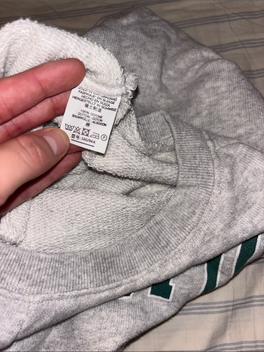 Brandy Melville Sweatshirt - Picture 4 of 4